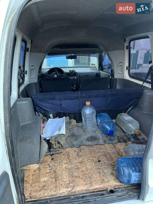 Минивэн Volkswagen Caddy 2003 в Кропивницком