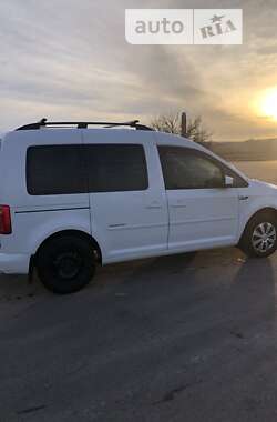 Мінівен Volkswagen Caddy 2015 в Ічні