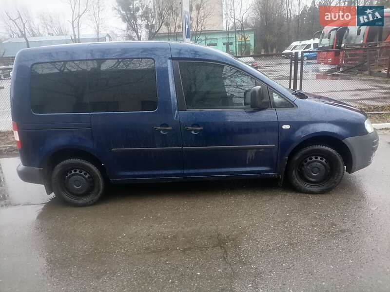 Мінівен Volkswagen Caddy 2004 в 