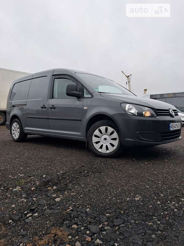 Обшивка кузова автофургона Volkswagen Caddy