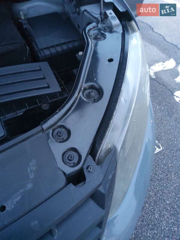 Мінівен Volkswagen Caddy 2013 в Києві