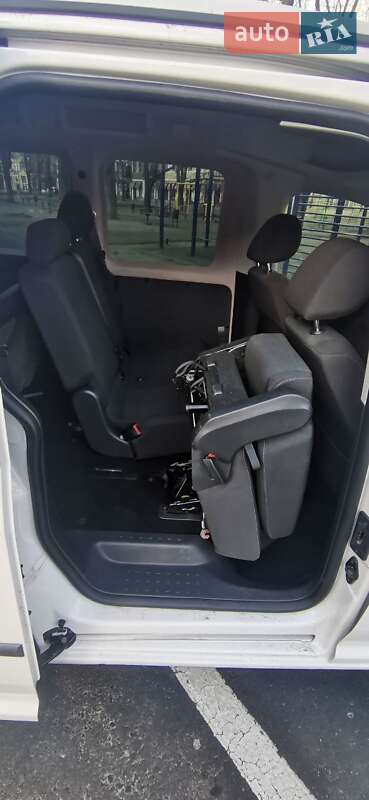 Мінівен Volkswagen Caddy 2016 в Одесі фото 6 Мінівен Volkswagen Caddy 2016 в Одесі