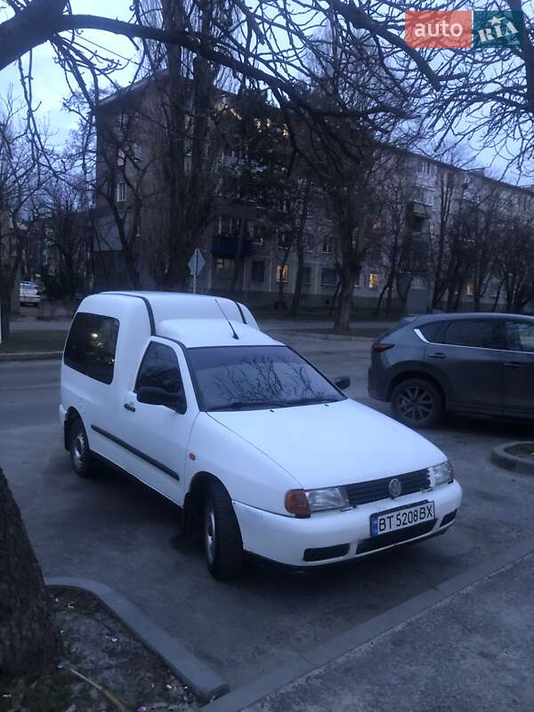 Мінівен Volkswagen Caddy 2002 в Горішніх Плавнях