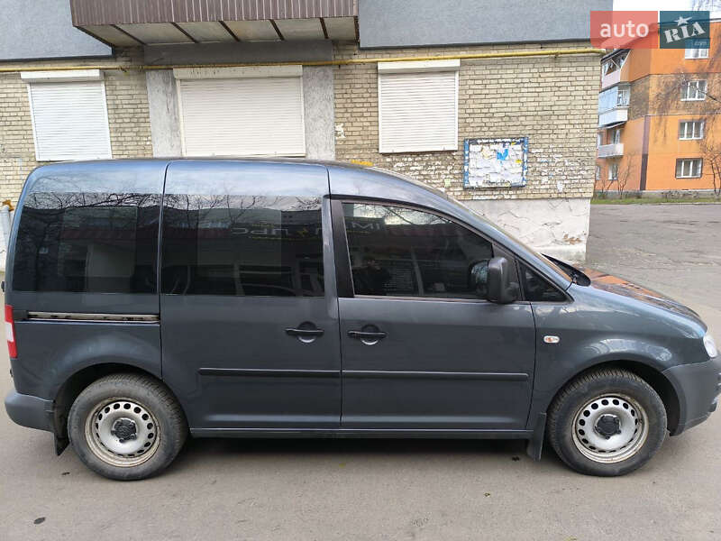 Минивэн Volkswagen Caddy 2009 в Сосновке