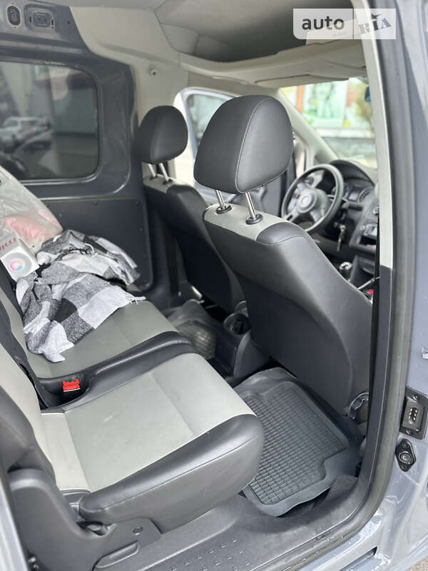 Минивэн Volkswagen Caddy 2012 в Ивано-Франковске