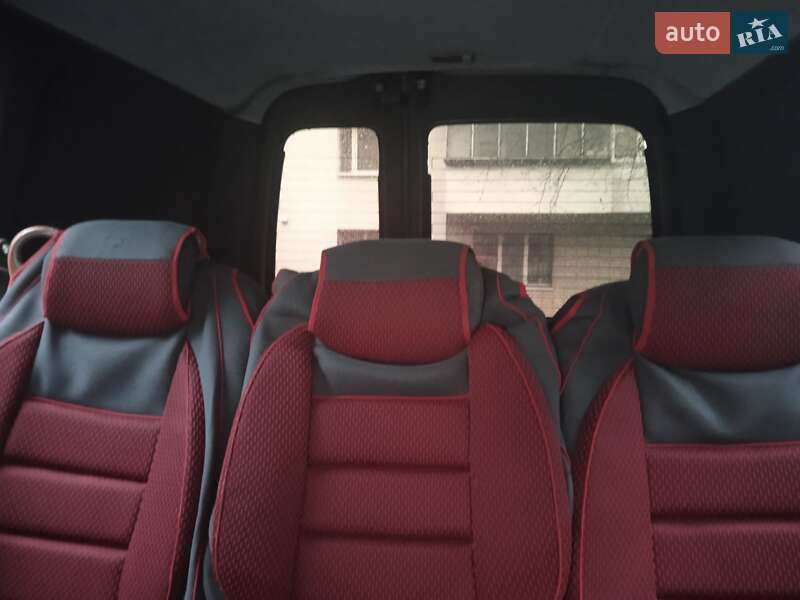 Минивэн Volkswagen Caddy 2002 в Львове