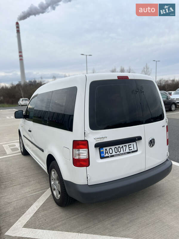 Минивэн Volkswagen Caddy 2008 в Тячеве