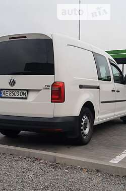 Минивэн Volkswagen Caddy 2015 в Каменском