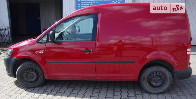 Грузовой фургон Volkswagen Caddy 2013 в Хмельницком