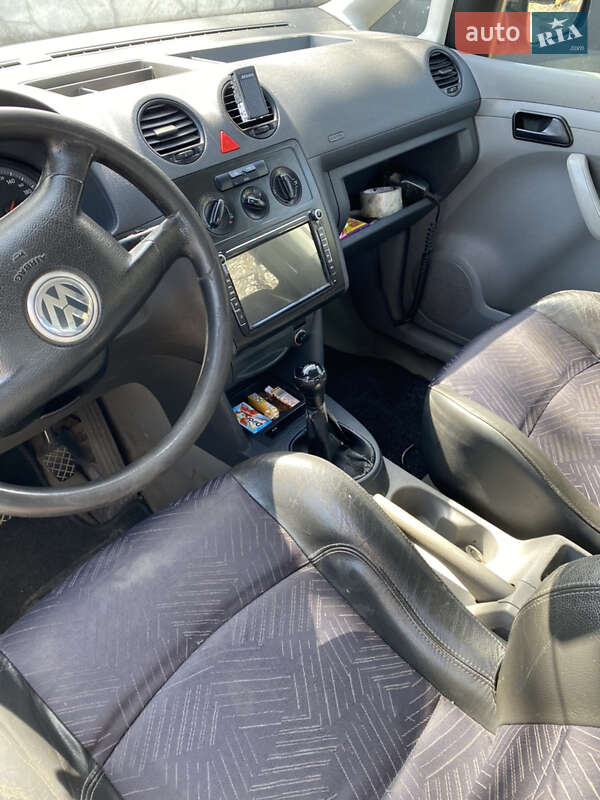 Минивэн Volkswagen Caddy 2006 в Кременчуге