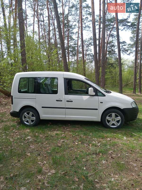 Минивэн Volkswagen Caddy 2005 в Боярке