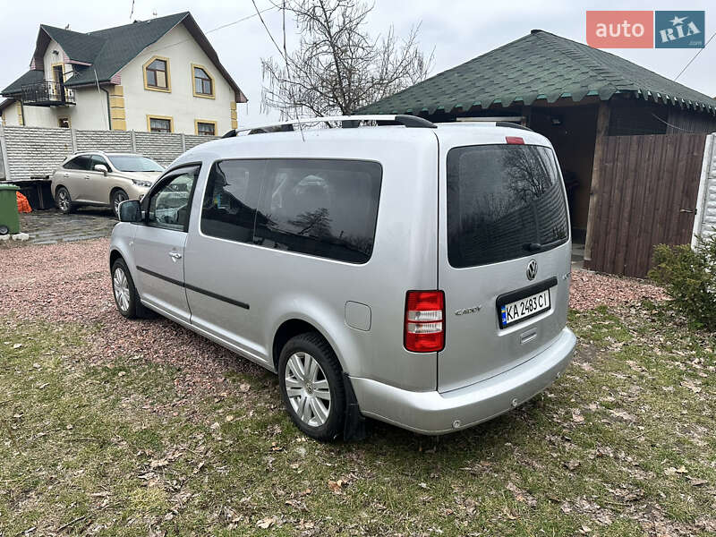 Минивэн Volkswagen Caddy 2012 в Киеве