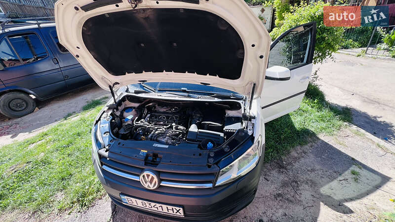 Минивэн Volkswagen Caddy 2016 в Полтаве