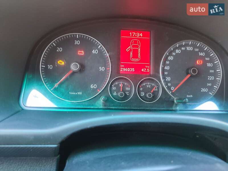 Минивэн Volkswagen Caddy 2008 в Изюме