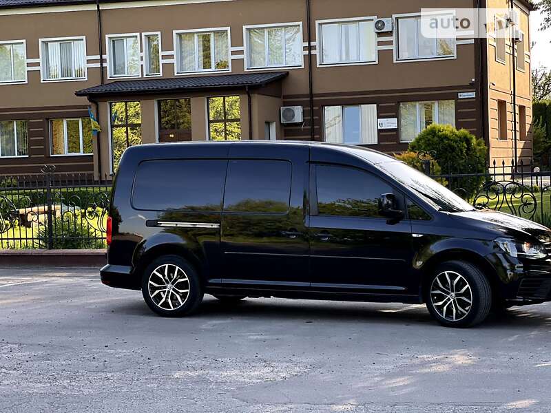 Грузовой фургон Volkswagen Caddy 2016 в Ровно