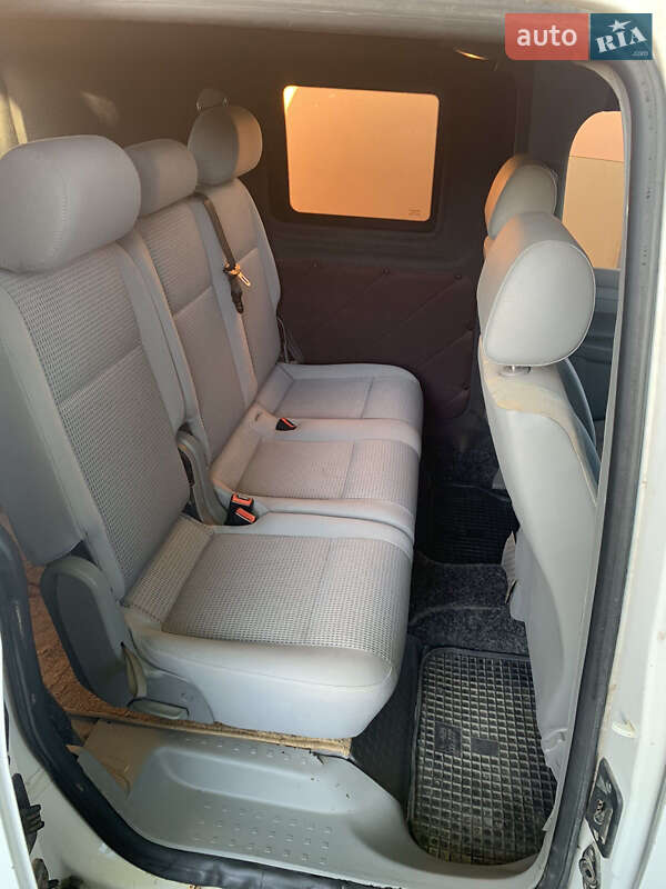 Минивэн Volkswagen Caddy 2007 в Косове