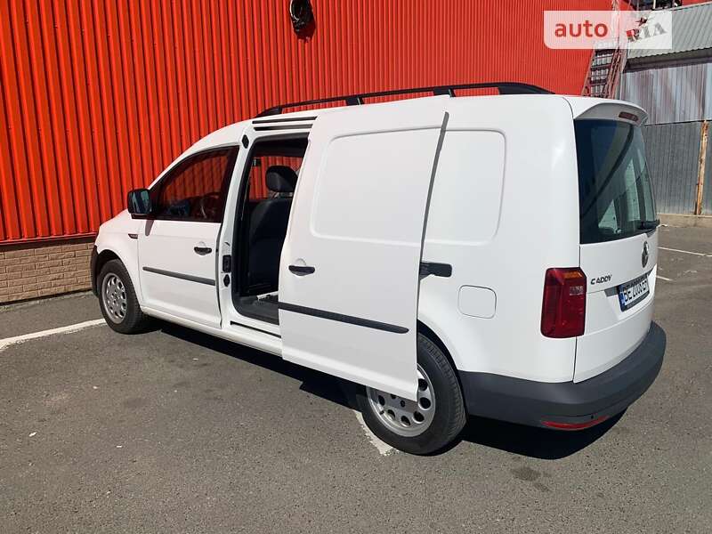 Грузовой фургон Volkswagen Caddy 2016 в Одессе