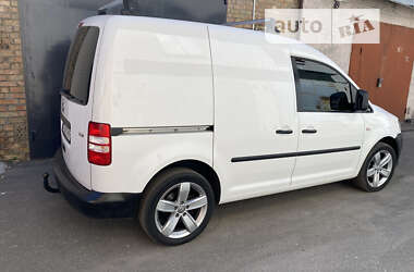 Грузовой фургон Volkswagen Caddy 2015 в Киеве