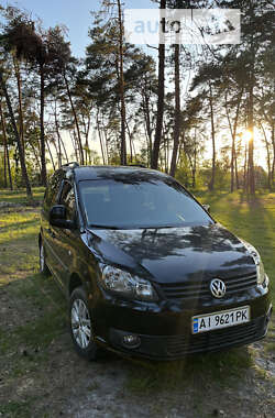 Минивэн Volkswagen Caddy 2013 в Киеве