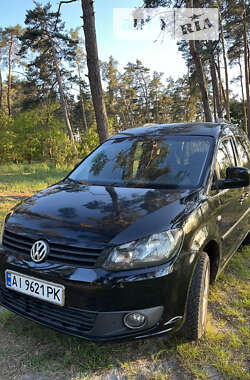 Минивэн Volkswagen Caddy 2013 в Киеве