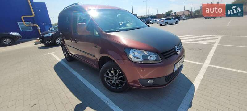 Мінівен Volkswagen Caddy 2011 в Вінниці