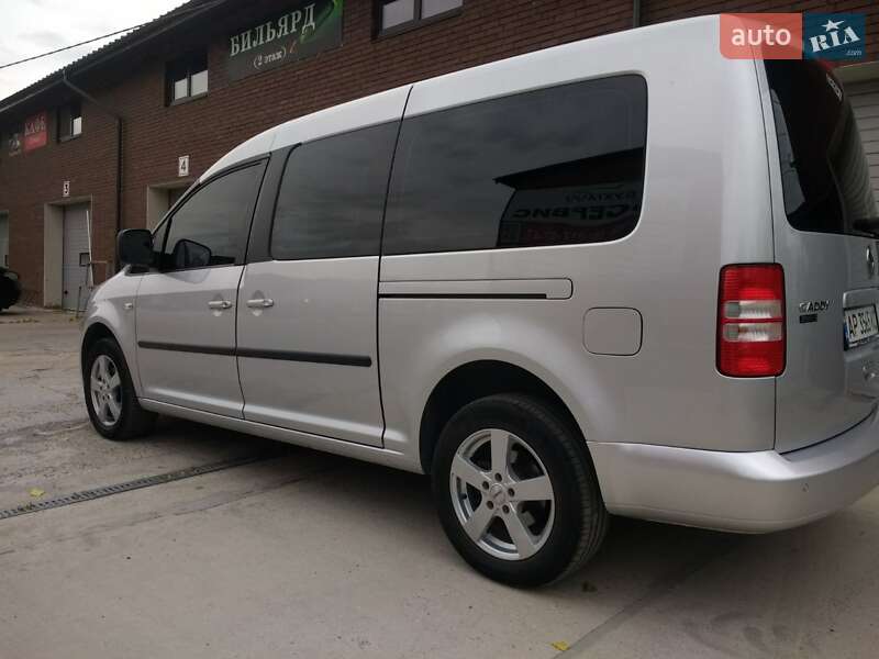 Минивэн Volkswagen Caddy 2015 в Запорожье