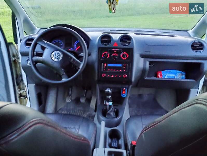 Минивэн Volkswagen Caddy 2005 в Ужгороде фото 5 Минивэн Volkswagen Caddy 2005 в Ужгороде