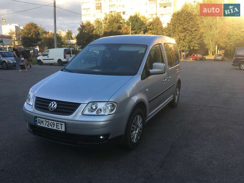 Мінівен Volkswagen Caddy 2010 в Житомирі