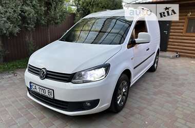 Вантажопасажирський фургон Volkswagen Caddy 2013 в Черкасах