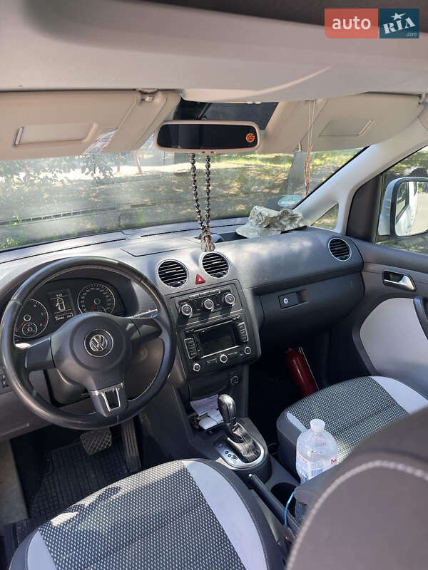 Минивэн Volkswagen Caddy 2013 в Одессе