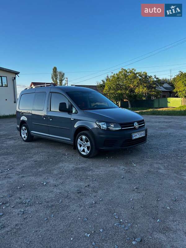 Минивэн Volkswagen Caddy 2016 в Бердичеве