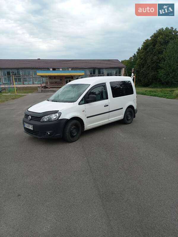 Volkswagen Caddy 2011
