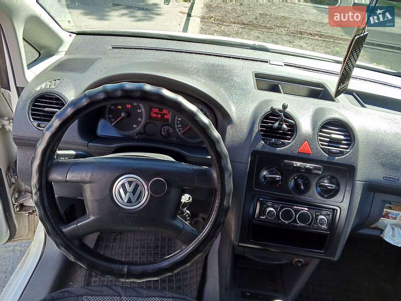 Volkswagen Caddy 2005