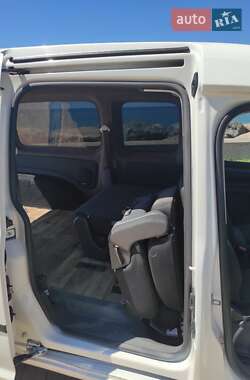 Минивэн Volkswagen Caddy 2013 в 