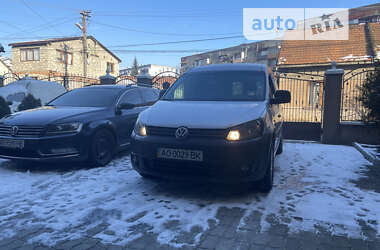 Вантажний фургон Volkswagen Caddy 2012 в Хусті