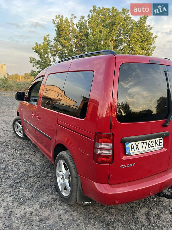 Минивэн Volkswagen Caddy 2011 в Харькове
