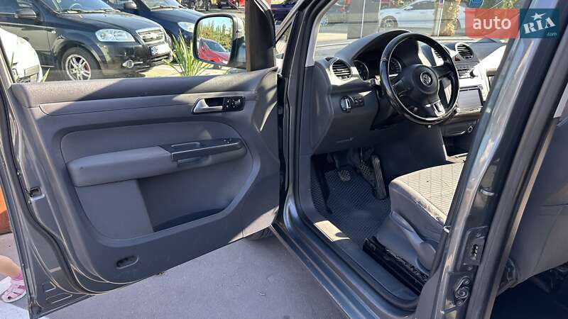 Мінівен Volkswagen Caddy 2012 в Одесі