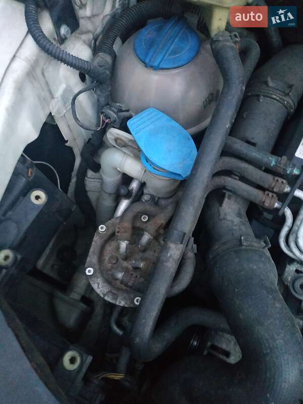 Мінівен Volkswagen Caddy 2010 в Києві