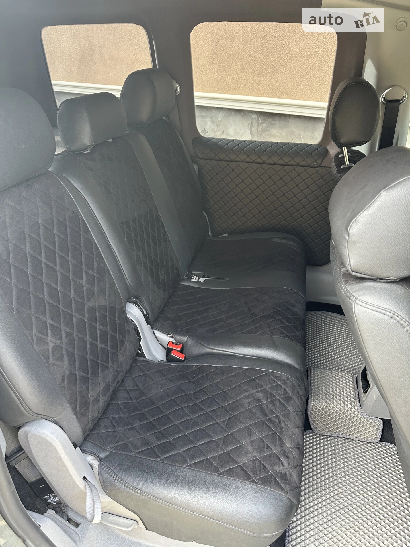 2010 Volkswagen Caddy - мініатюра 25