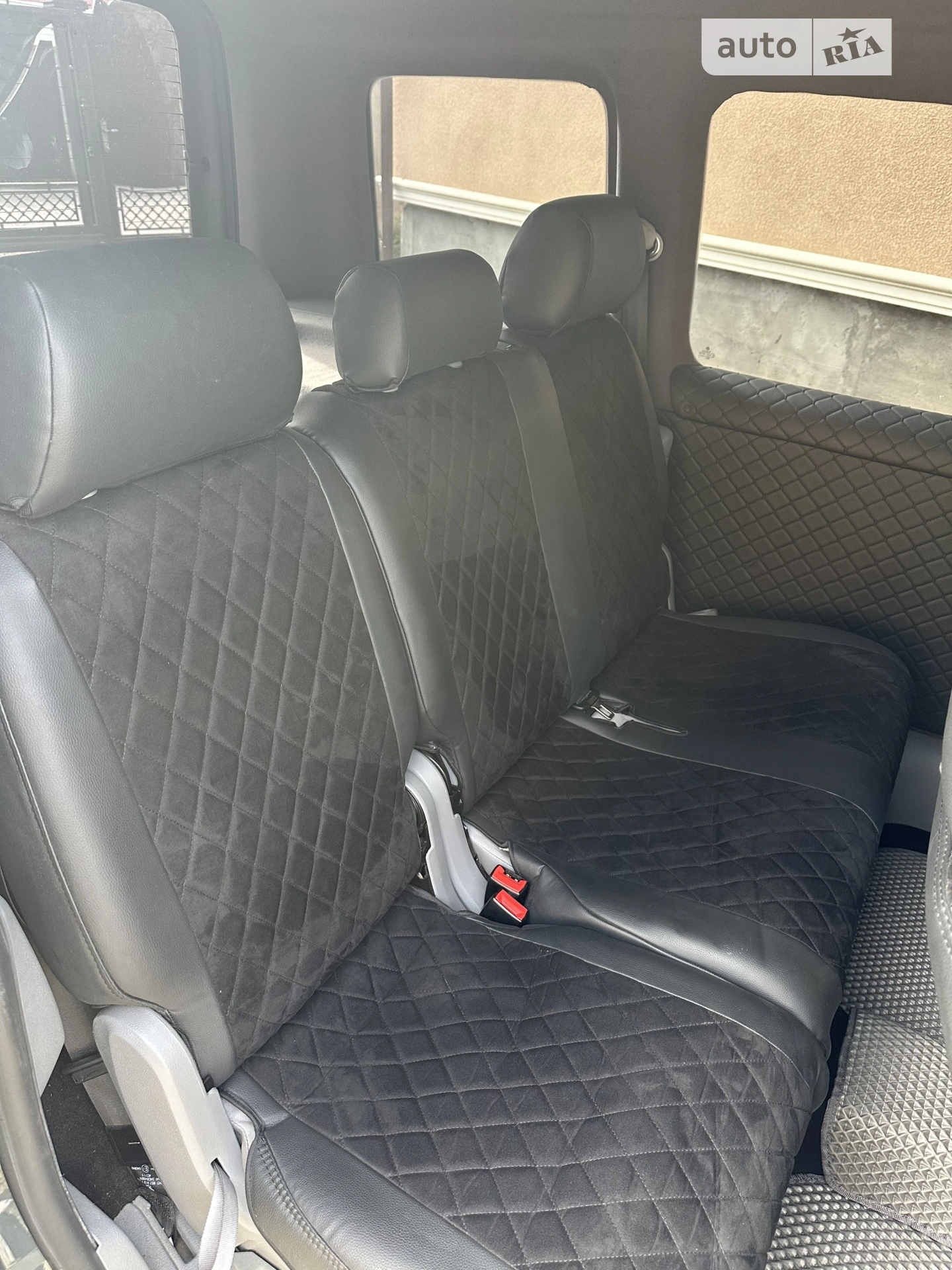 2010 Volkswagen Caddy - мініатюра 26