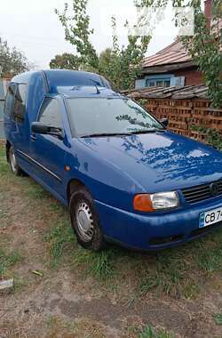 Вантажний фургон Volkswagen Caddy 2003 в Городні