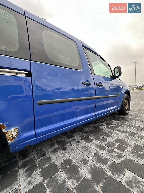 Минивэн Volkswagen Caddy 2009 в Львове