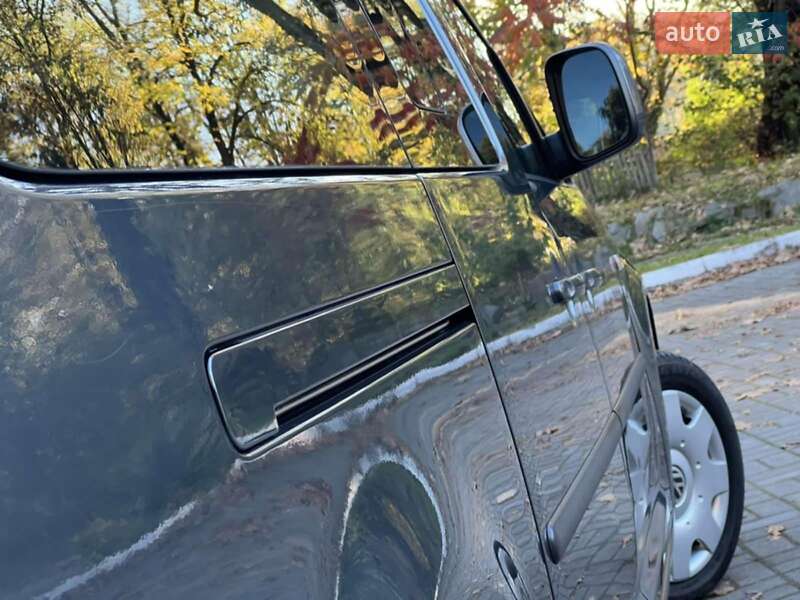 Минивэн Volkswagen Caddy 2008 в Дрогобыче