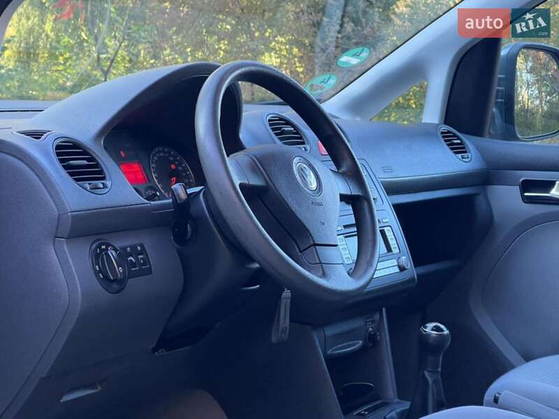Минивэн Volkswagen Caddy 2008 в Дрогобыче