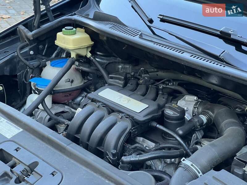 Минивэн Volkswagen Caddy 2008 в Дрогобыче