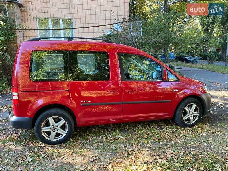 Минивэн Volkswagen Caddy 2014 в Черкассах