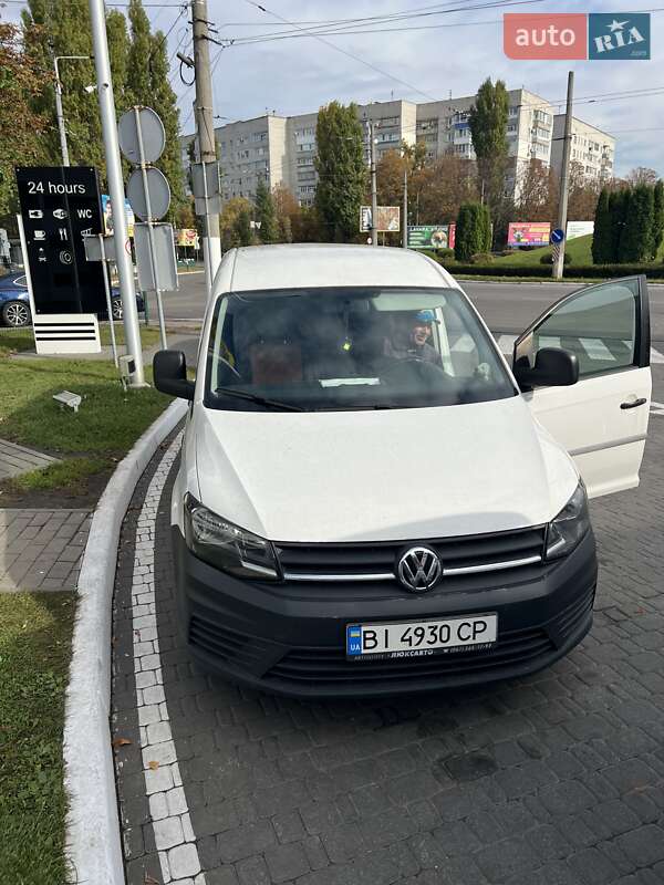 Вантажний фургон Volkswagen Caddy 2017 в Кременчуці