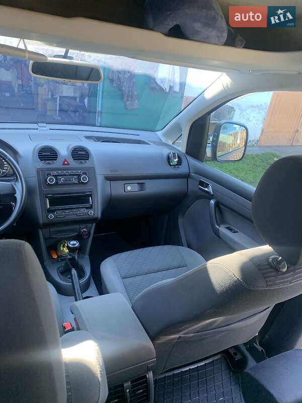 Мінівен Volkswagen Caddy 2012 в Львові