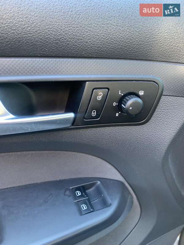 Мінівен Volkswagen Caddy 2012 в Львові