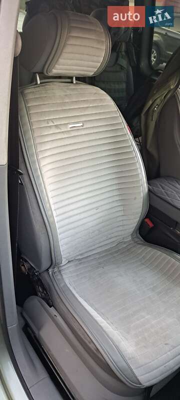 Минивэн Volkswagen Caddy 2008 в Днепре